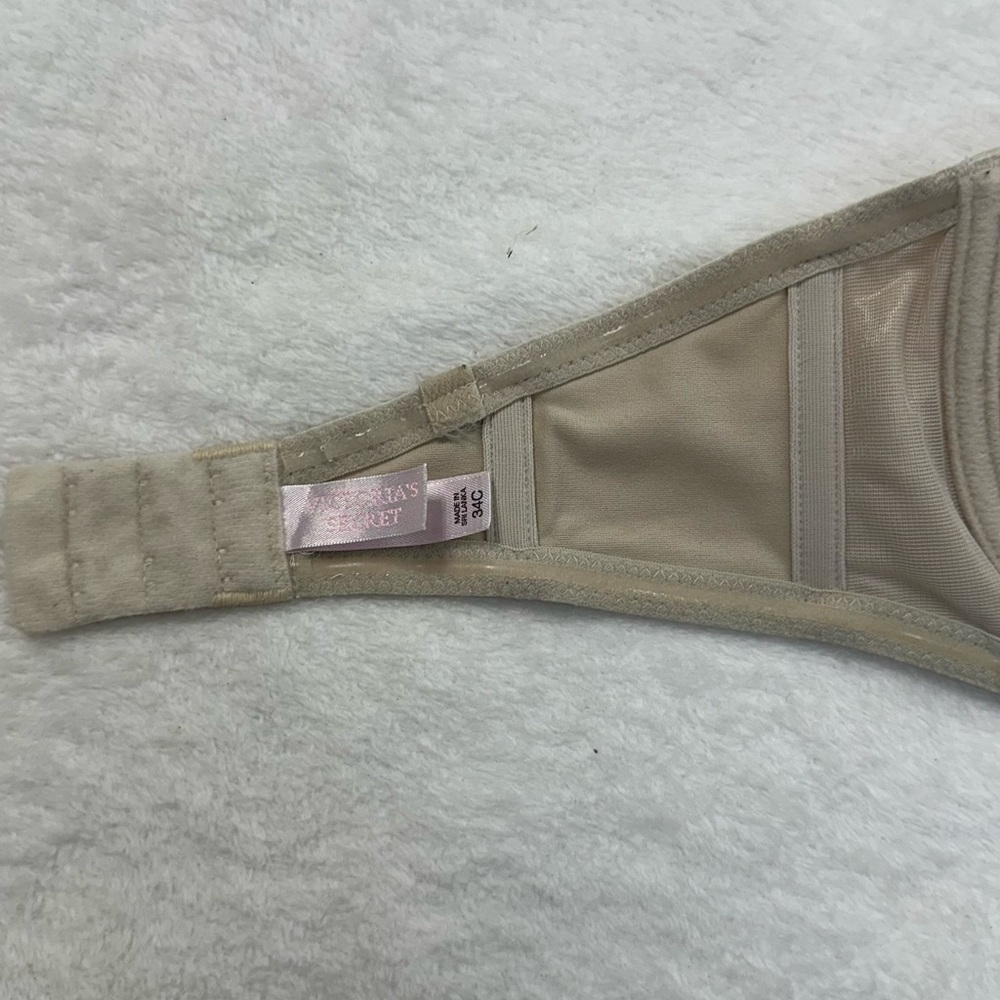 Victoria's Secret Strapless Push Up Cream Contour Bra Intimates - Picture 6 of 8